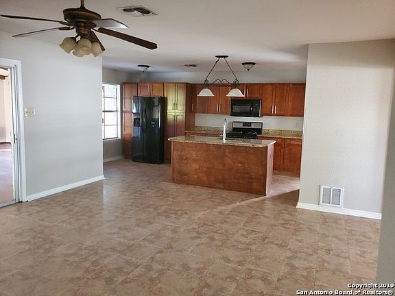 4th image of 4947 Lambeth Dr