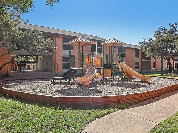 32-web-or-mls-James Ave-028