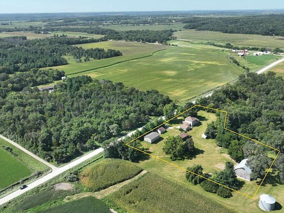 3rd image of 4617 Durow Rd