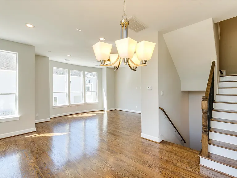 1809 Napa Creek Ln — Photo 4