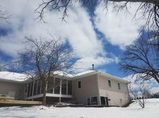 5609 N County Road F, Janesville, WI