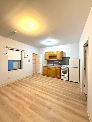 Rented by Sterling Realty Solution Inc | media 1