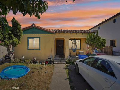 330 E 104th St, Los Angeles, CA, 90003