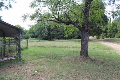 3rd image of 128 County Road 3220