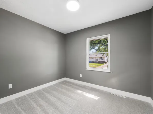 914 Cherrydale Ave, Columbus, OH 43207