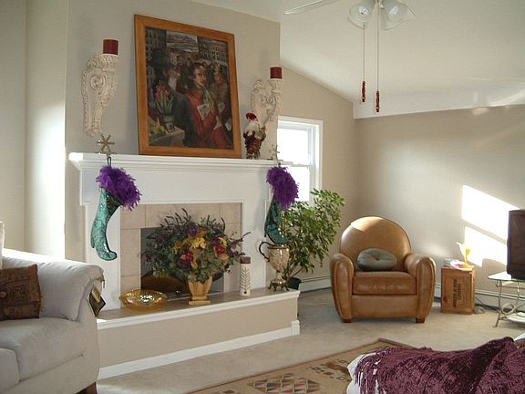  1ST FLOOR FAMILY ROOM