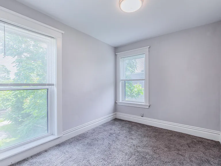 7205 Southwest Ave — Photo 18