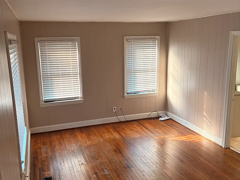 128 Orange St — Photo 17
