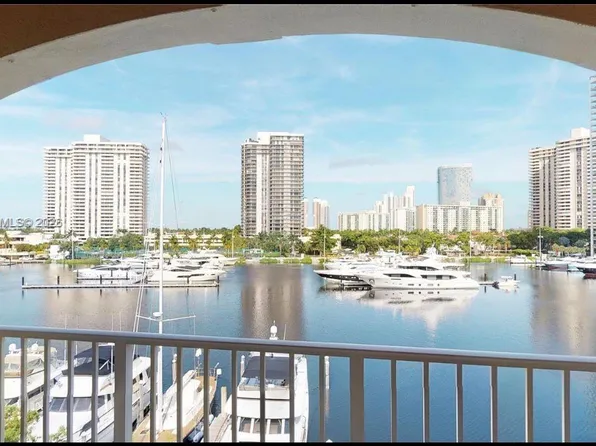 19877 E Country Club Dr #3608, Aventura, FL 33180