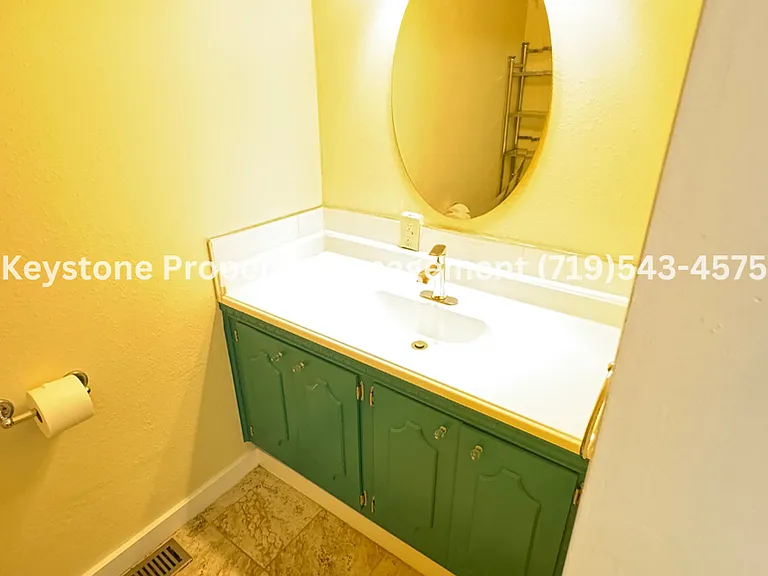 1410 Carteret Ave — Photo 9