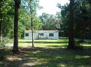 220 McMahan Dr, Crawfordville, FL 32327