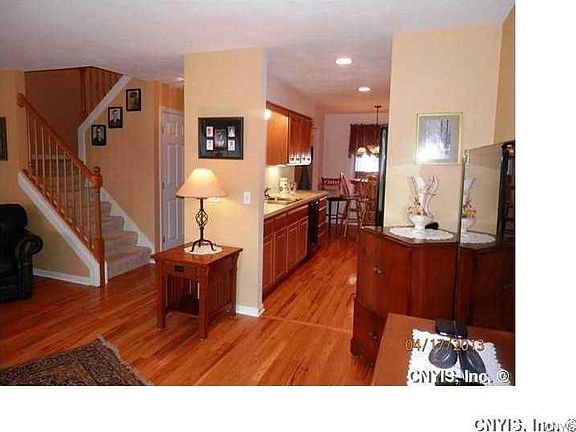 3rd image of 309 Summerhaven Dr N
