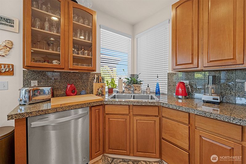 4th image of 7019 129th Street SE