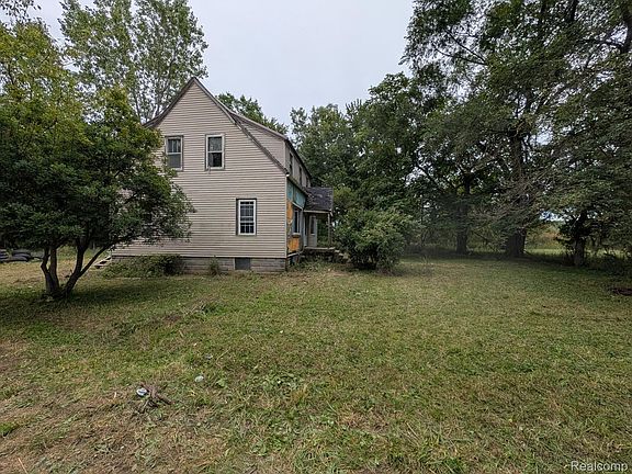 3rd image of 1334 W Miller Rd