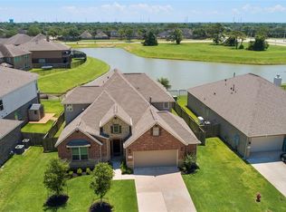 408 W Bend Dr, League City, TX 77573