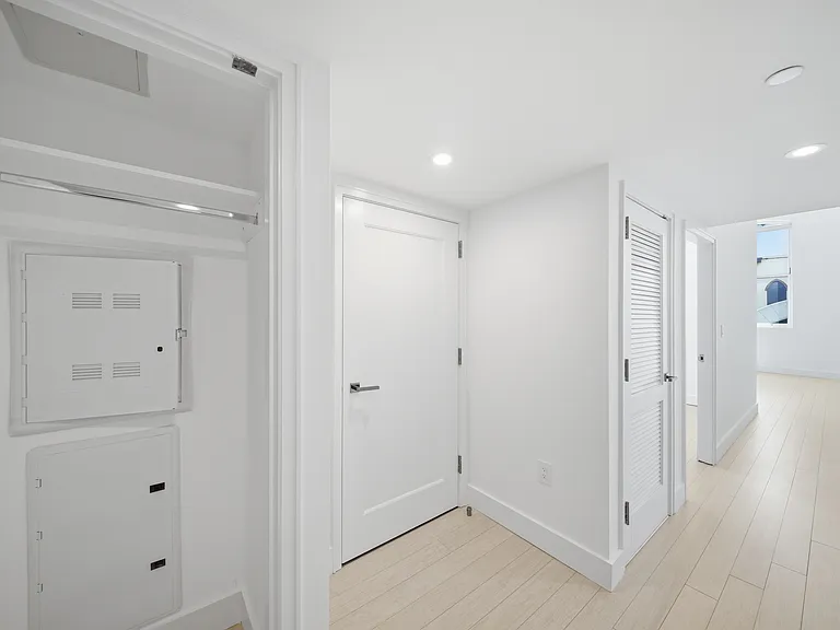 30 Morningside Dr #615 — Photo 4