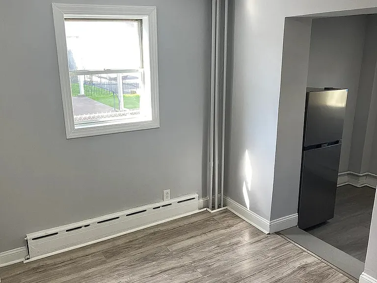1682 Harrison St #1 — Photo 4
