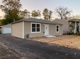 1215 Arthur Ave, Joliet, IL 60432