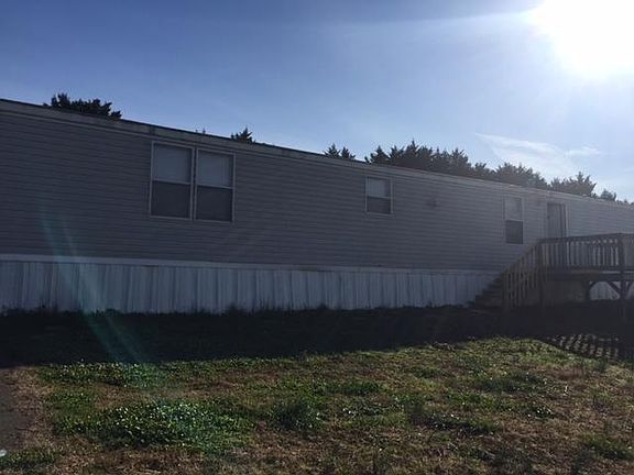 5th image of 4262 Jennifer Ln
