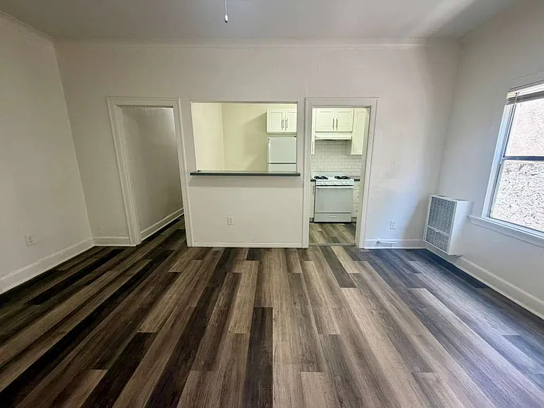 904 S Catalina St #4 — Photo 2