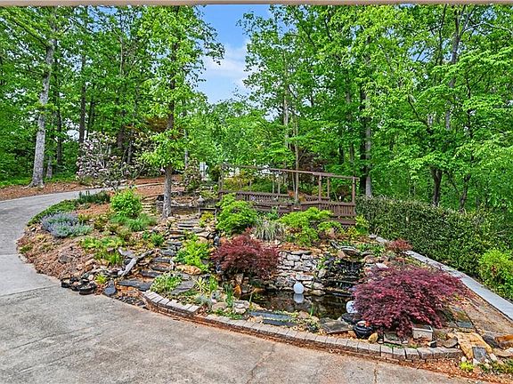 4th image of 5735 E Ridge Dr