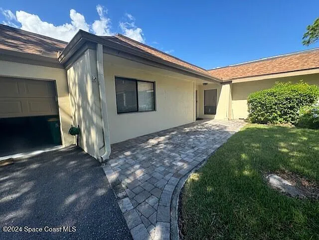 216 Country Club Dr — Photo 46