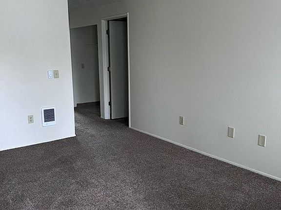 2nd image of 3394-3412 30th Ave NE #3406-103