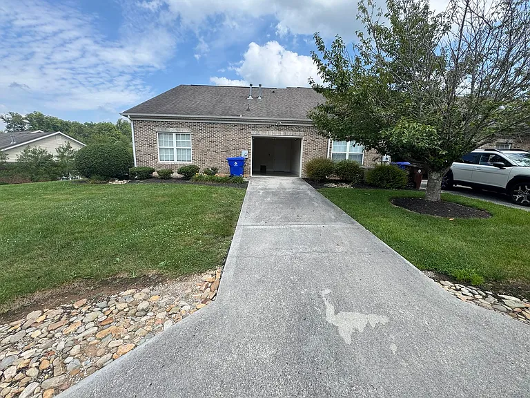 111 Hatleyberry St — Photo 30