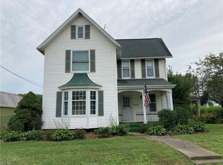 864 Woodline Ave, North Lawrence, OH 44666