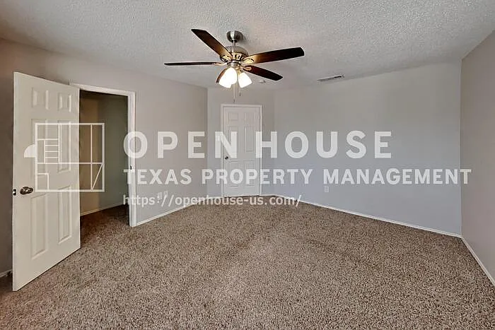928 Fenimore Dr — Photo 17