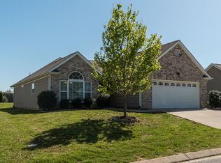 107 Blossom Ct, White House, TN 37188