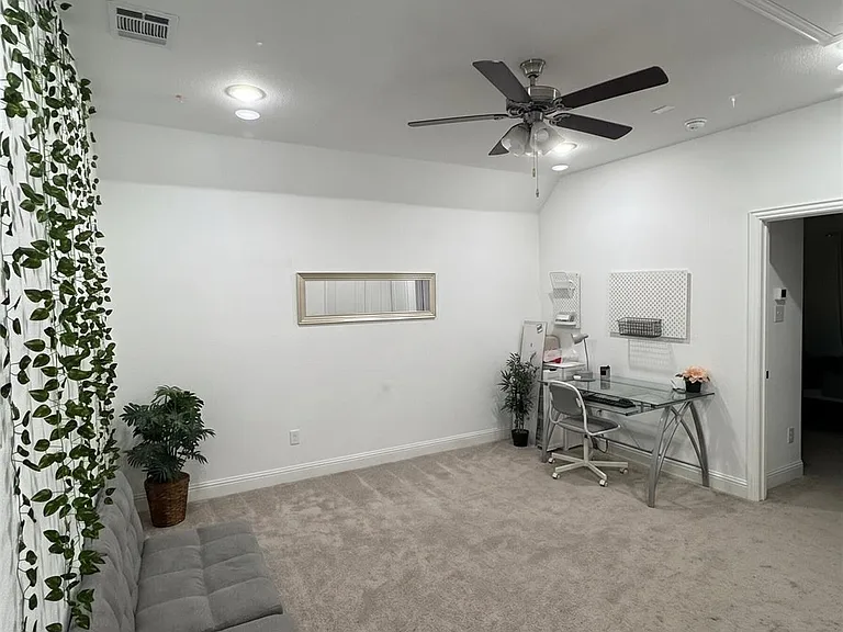 16658 Table Rock Dr — Photo 10