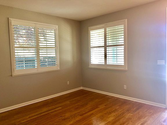 4th image of 5642 La Casa Way