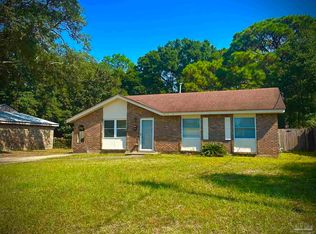 5872 Avondale Rd, Pensacola, FL 32526