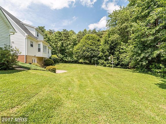 5th image of 5200 Calvert Ct