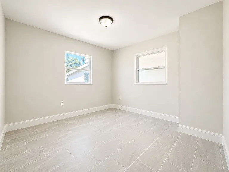 4426 Poinsettia St — Photo 11