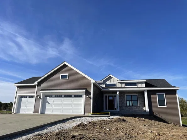 W261N6831 Prairie Haven COURT, Lisbon, WI 53089