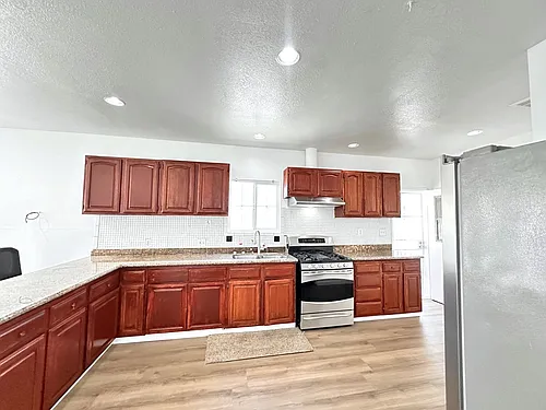 1336 83rd Ave Photo 1