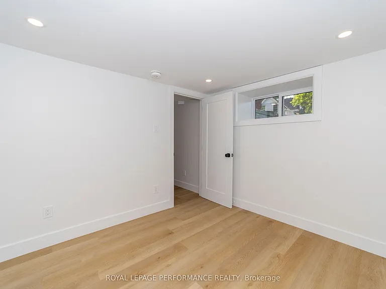 19 Monk St #1 — Photo 18