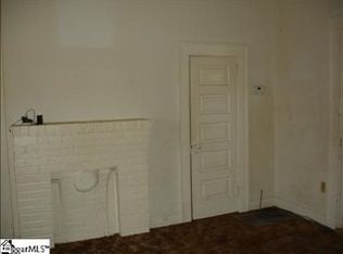 6 19th St, Greer, SC 29651