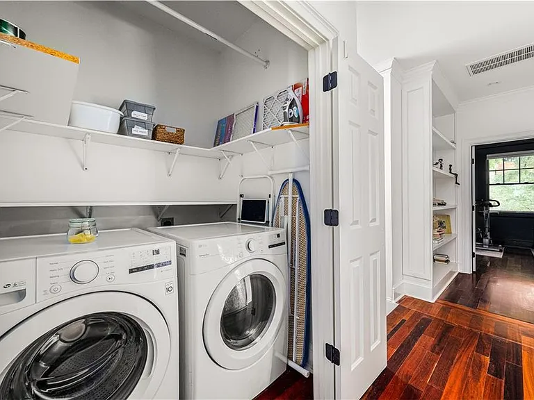 570 Morgan St NE #A — Photo 24