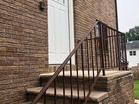4th image of 45 W Castor Pl Floor 2