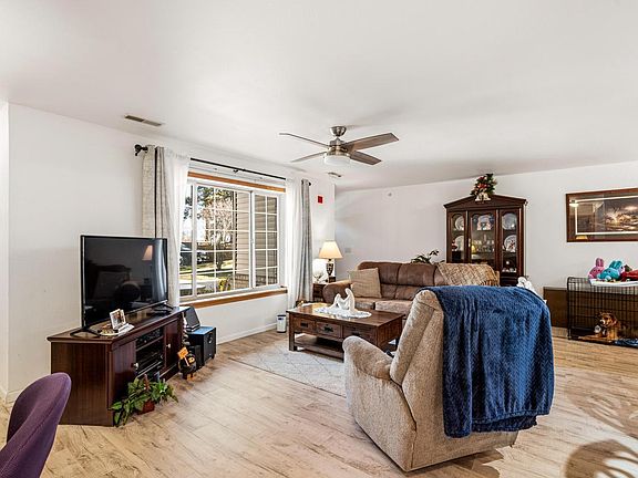 5th image of 9390 West Loomis ROAD #3