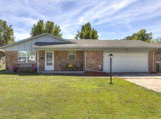 11634 E 15th St, Tulsa, OK 74128