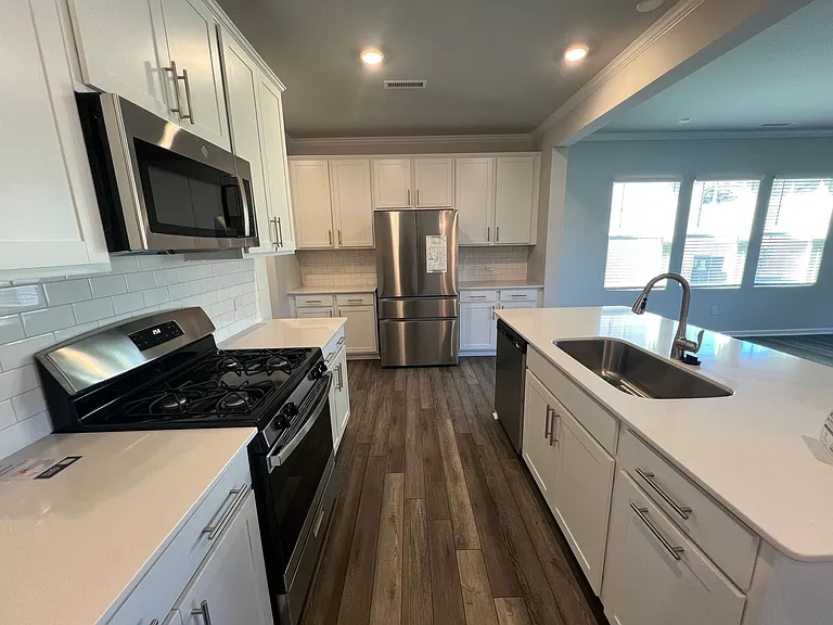 321 Glacier Lake Dr — Photo 9