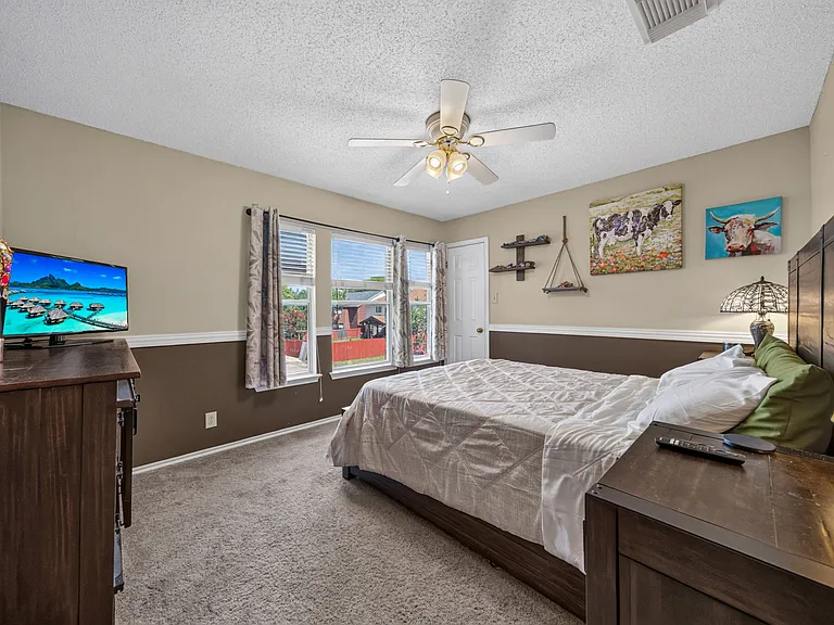 18634 Creekside Pass — Photo 23
