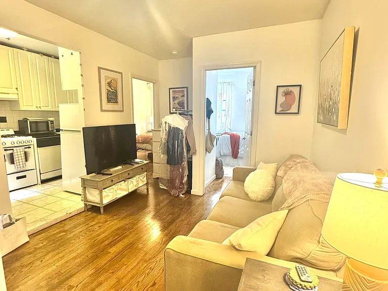 512 E 80th St #7 — Photo 1