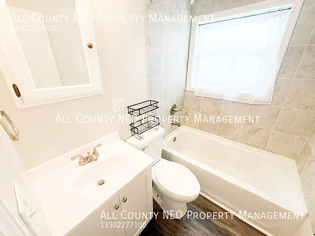 2470 Center Ave — Photo 18