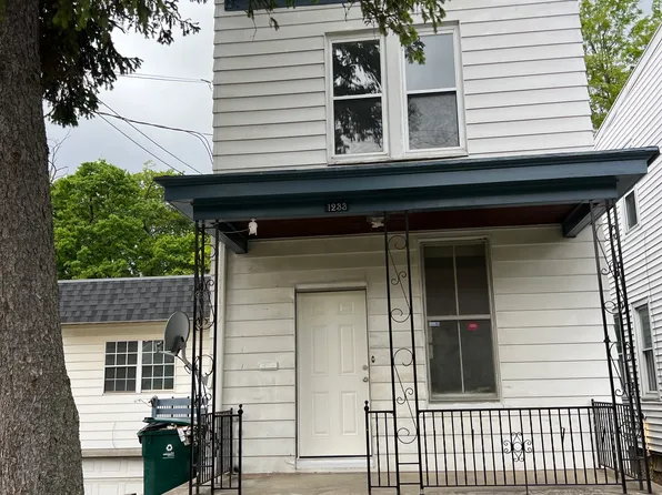1233 Considine Ave, Cincinnati, OH 45204