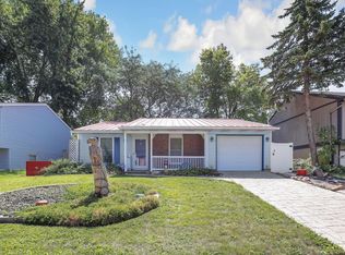 3857 Farm Brook Ln, Columbus, OH 43204